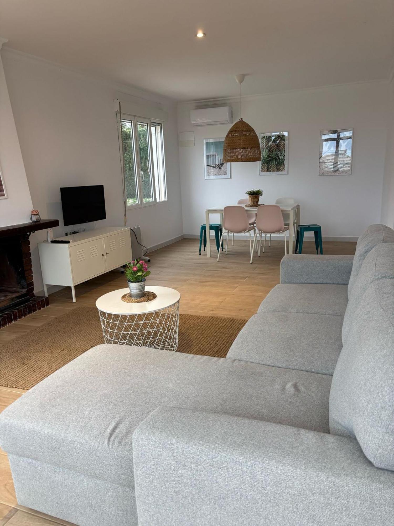 Acogedor Apartamento Junto A La Playa By Bebalmy خافييا المظهر الخارجي الصورة